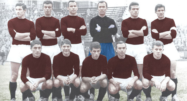 Descrizione: Descrizione: Descrizione: Descrizione: Descrizione: Descrizione: C:\REGGIANA1\Immagini Squadra\1960-61\1960-61 2.jpg